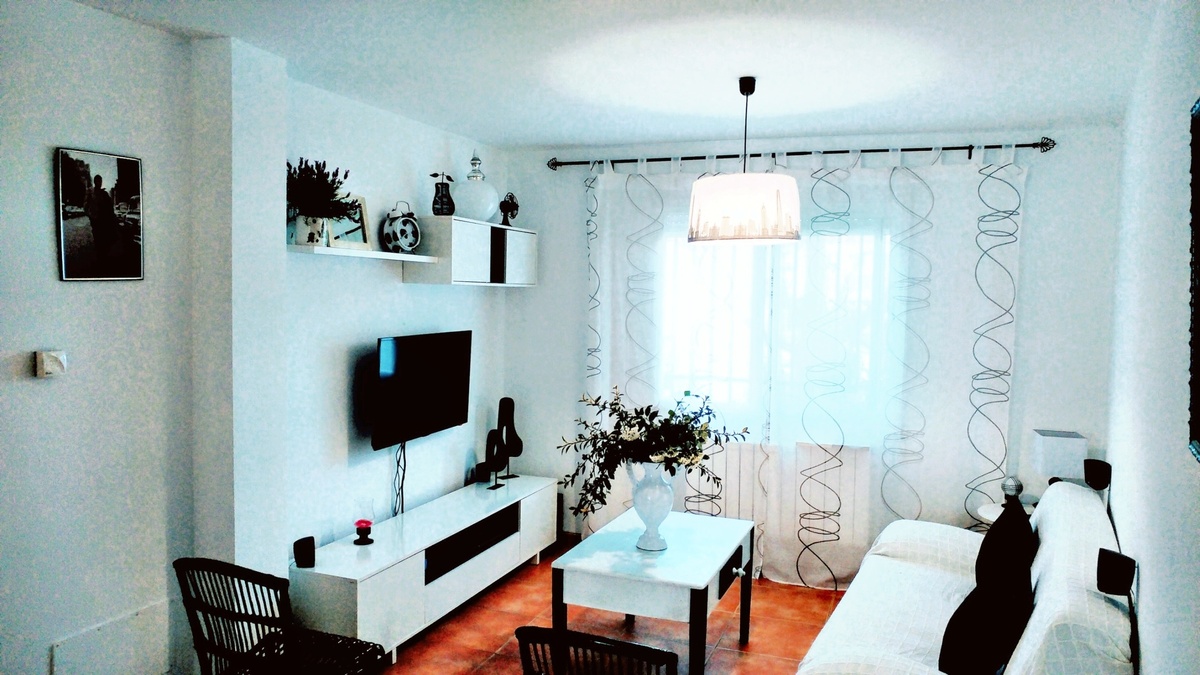 Maison 170 m² à Almagro, jardin avec vue montagnes - Photo 2