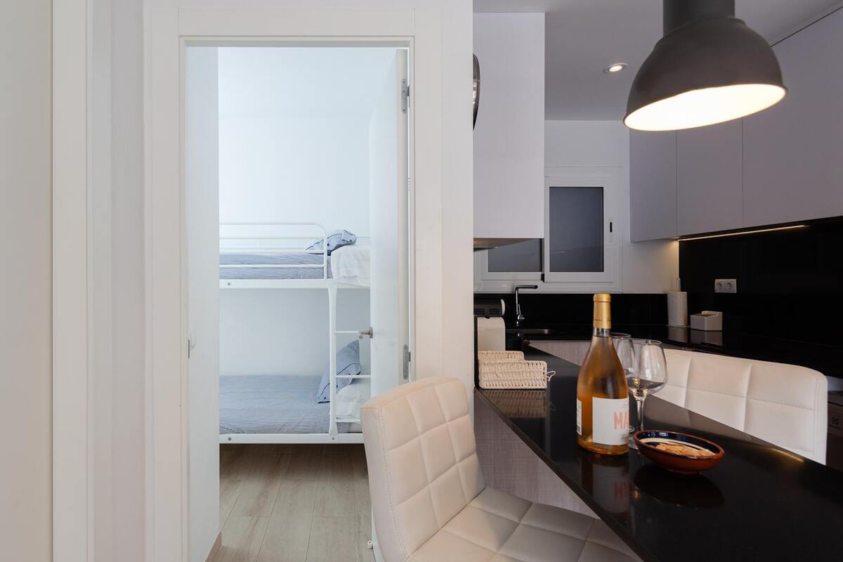 Appartement 8 pers. à Llafranc, balcon vue ville - Photo 15