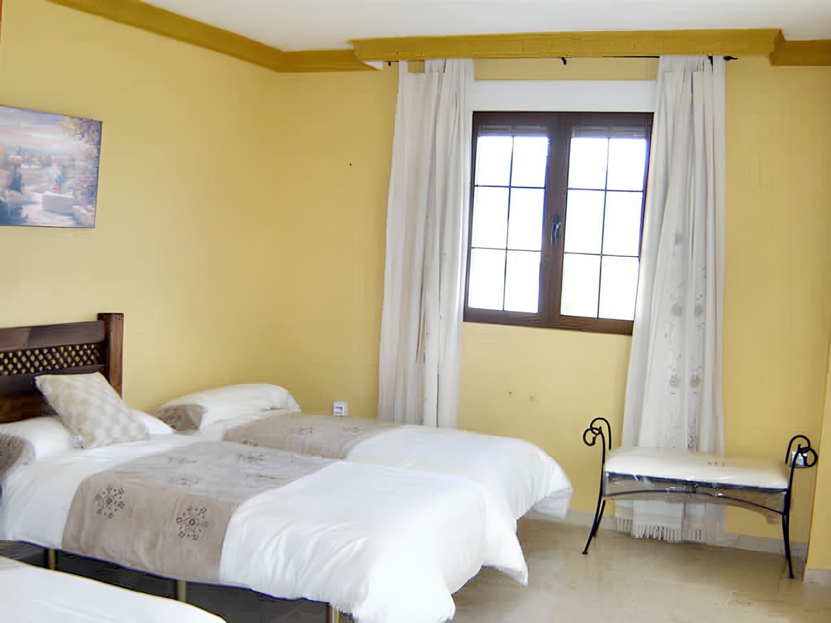 Maison 140m² à Yegen, 4 chambres avec vue montagne - Photo 8