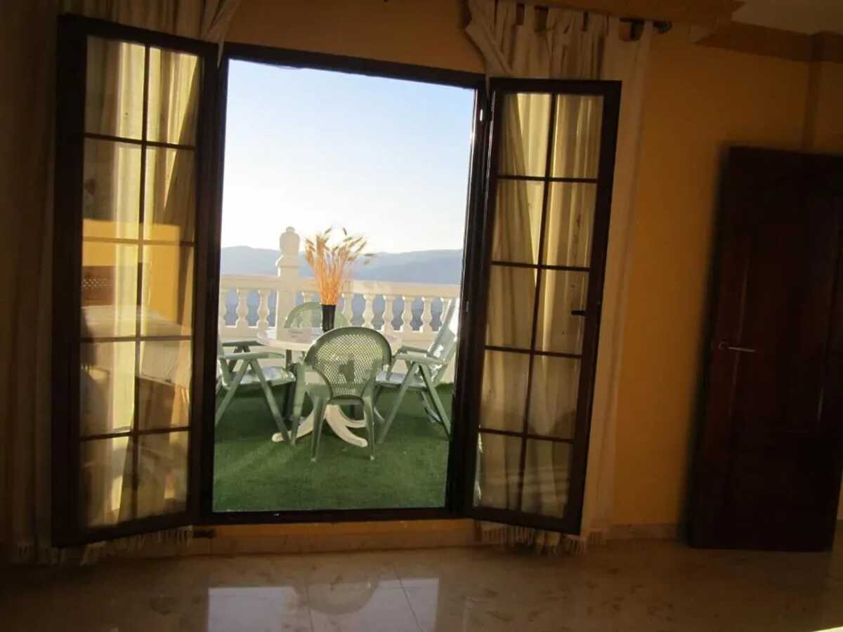 Maison 140m² à Yegen, 4 chambres avec vue montagne - Photo 9