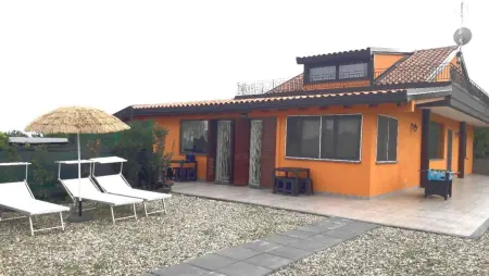 Location appartement à Zafferana Etnea, Appartement spacieux à Zafferana Etnea 65 m² avec jardin privatif