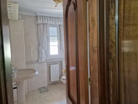 Maison avec piscine et jardin à Congosto, 4 chambres pour 8 : photo 27