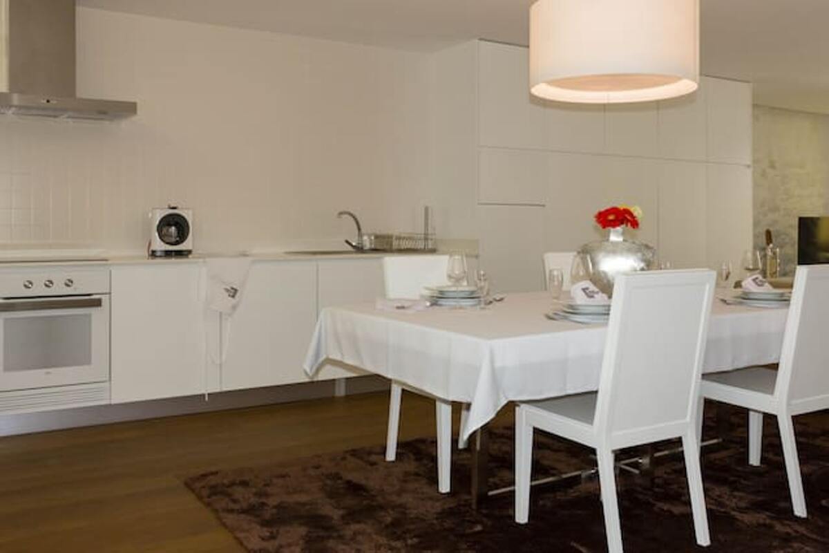 Maison de charme avec cheminée et terrasse barbecue - Photo 4