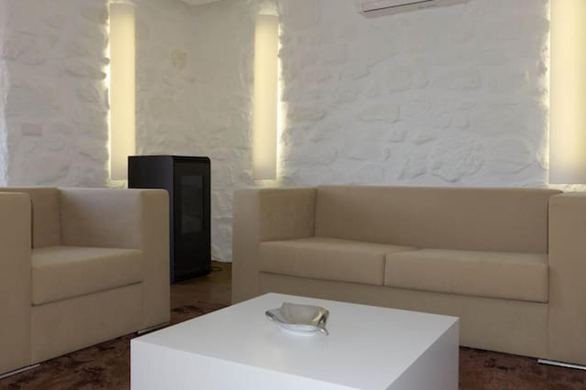 Maison de charme avec cheminée et terrasse barbecue - Photo 11