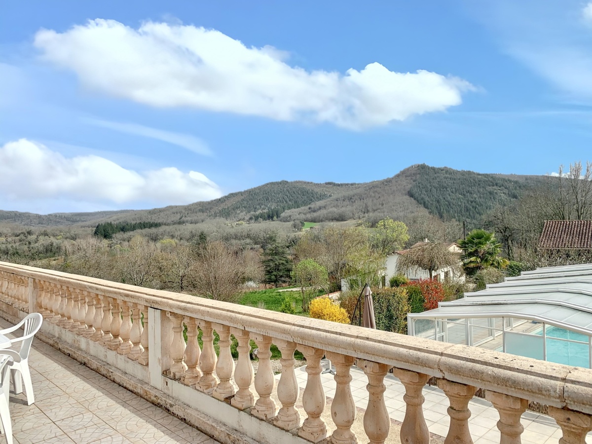 Maison 7 pers. à Saint-Géry, piscine et vue montagne - Photo 2