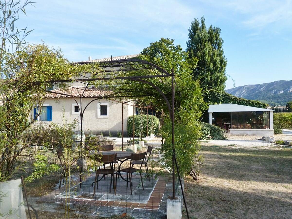 Maison 4 pers. à Oppède, piscine et vue montagne - Photo 4