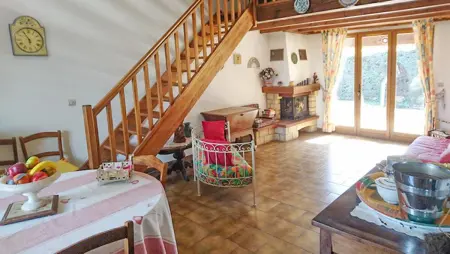 Villa avec piscine à Saint-Raphaël et vue sur la montagne - Photo 2