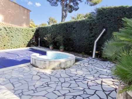 Villa avec piscine à Saint-Raphaël et vue sur la montagne - Photo 6