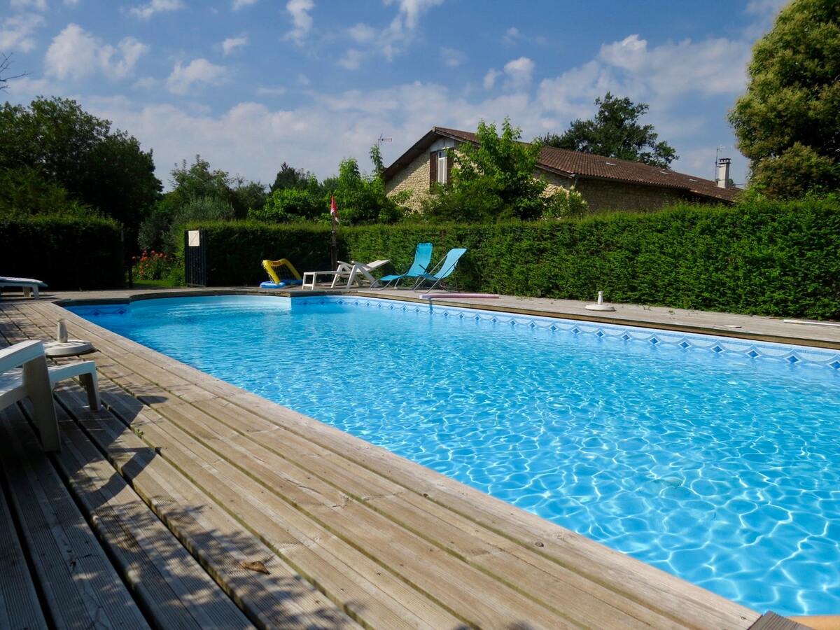 Appartement 8 personnes à Blaignac avec piscine - Photo 1