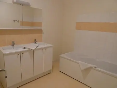 Maison de charme à Saint-Vincent-la-Châtre avec piscine partagée - Photo 10