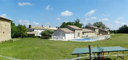 Maison de charme à Saint-Vincent-la-Châtre avec piscine partagée - Photo 18