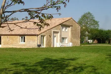 Maison de charme à Saint-Vincent-la-Châtre avec piscine partagée - Photo 20