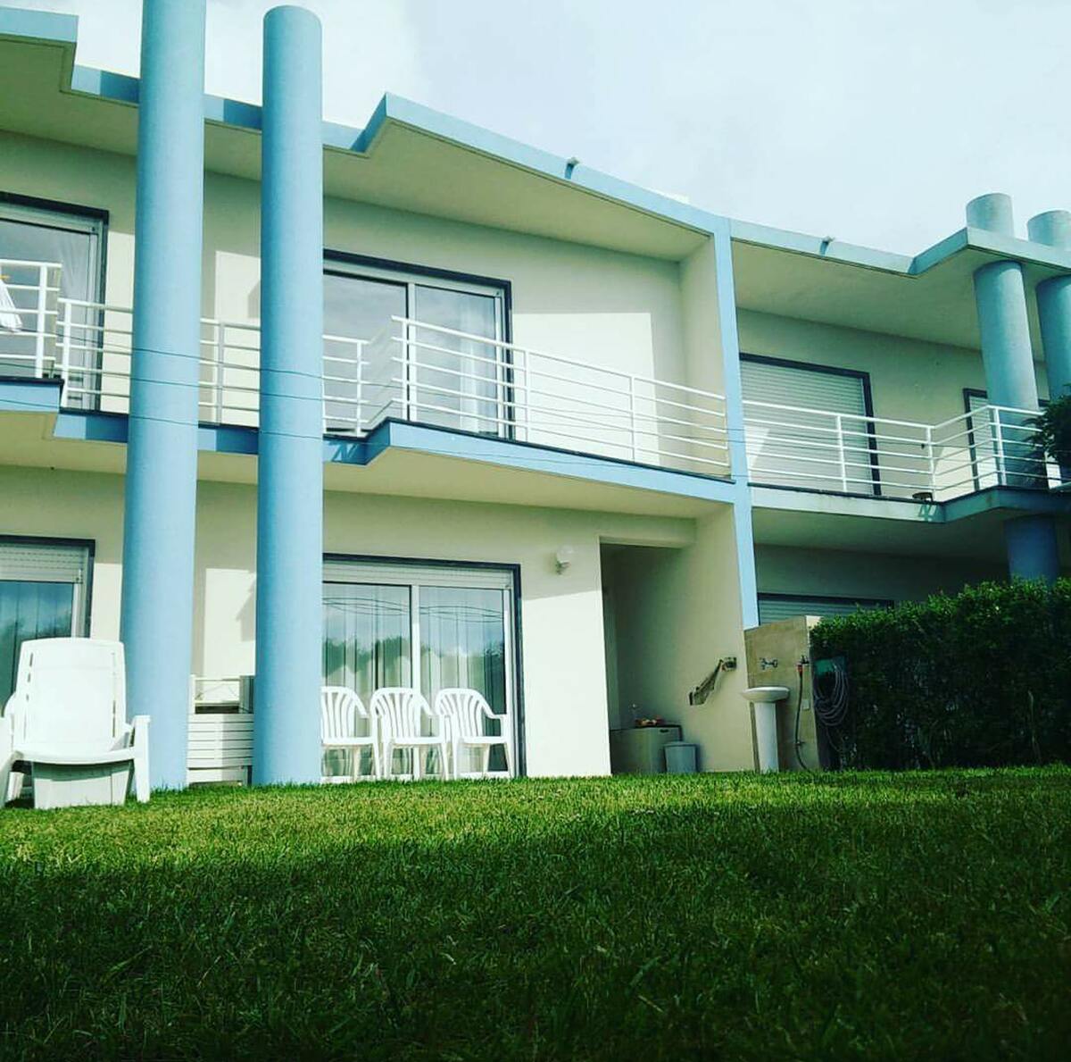 Maison 100 m² avec jardin clos à Lourinhã, proche plage - Photo 25