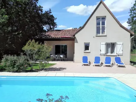 Location villa à Loubressac