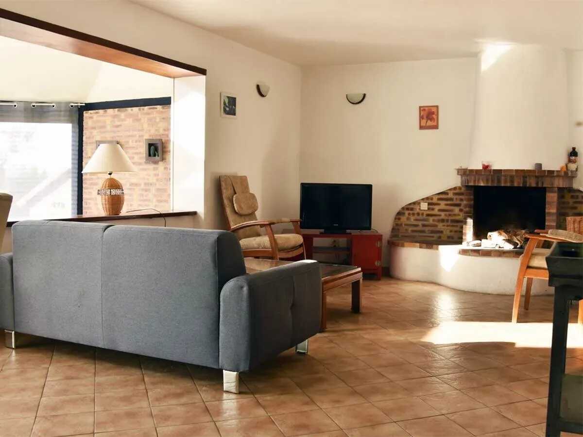Maison 5 chambres avec jardin clôturé à Courtils - Photo 4