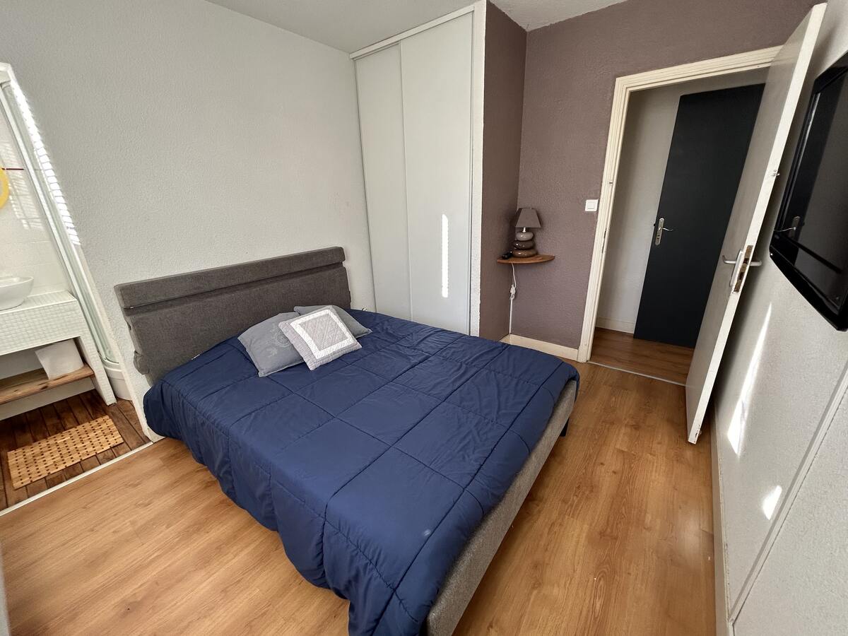 Appartement 6 personnes à Luzenac, 2 chambres + canapé - Photo 9