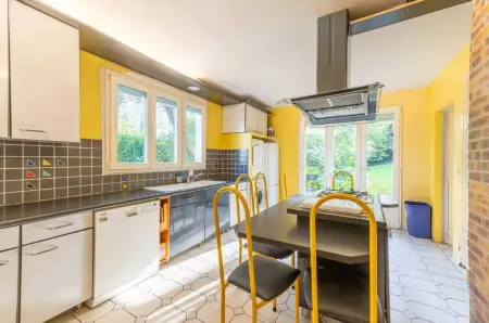 Maison chaleureuse à Saints avec jardin et terrasse - Photo 3