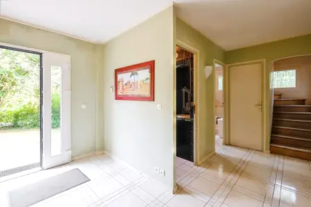 Maison chaleureuse à Saints avec jardin et terrasse - Photo 8