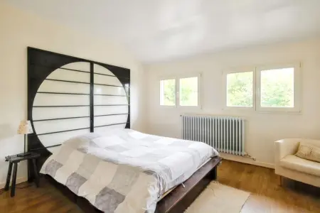 Maison chaleureuse à Saints avec jardin et terrasse - Photo 9