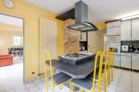 Maison chaleureuse à Saints avec jardin et terrasse - Photo 18