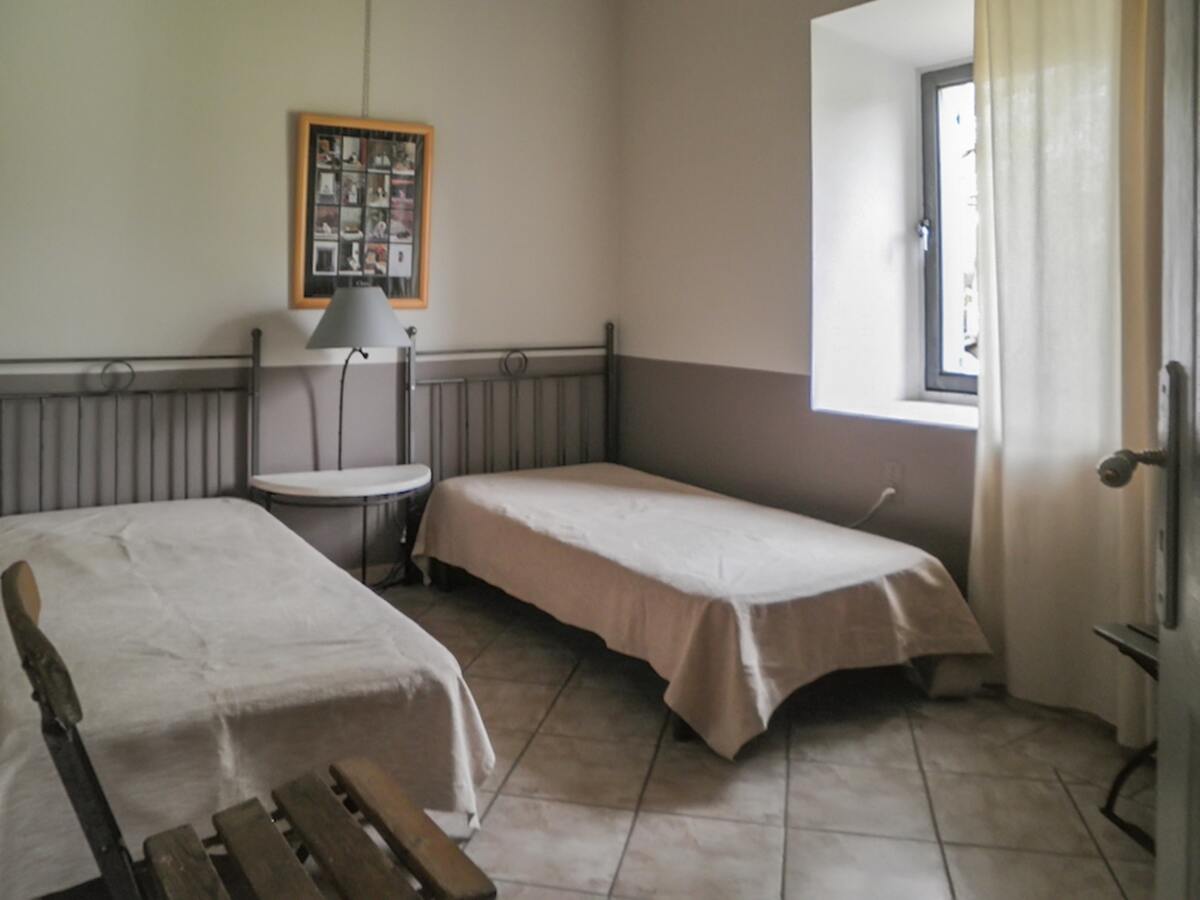 Maison avec piscine partagée et vue montagne à Oppède - Photo 10