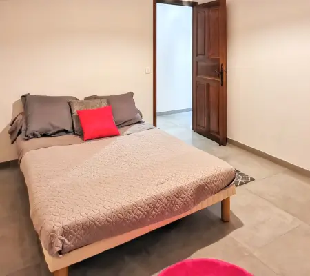 Appartement spacieux à Bastia avec vue mer et montagne. - Photo 23