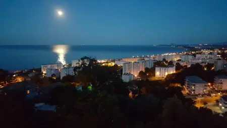 Appartement spacieux à Bastia avec vue mer et montagne. - Photo 37