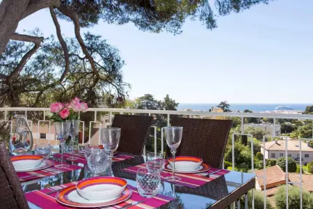 Appartement chic à Cannes, avec terrasse et cheminée, 83 m² - Photo 1