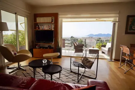 Appartement chic à Cannes, avec terrasse et cheminée, 83 m² - Photo 11