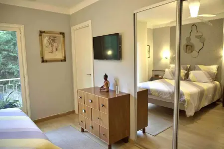Appartement chic à Cannes, avec terrasse et cheminée, 83 m² - Photo 14
