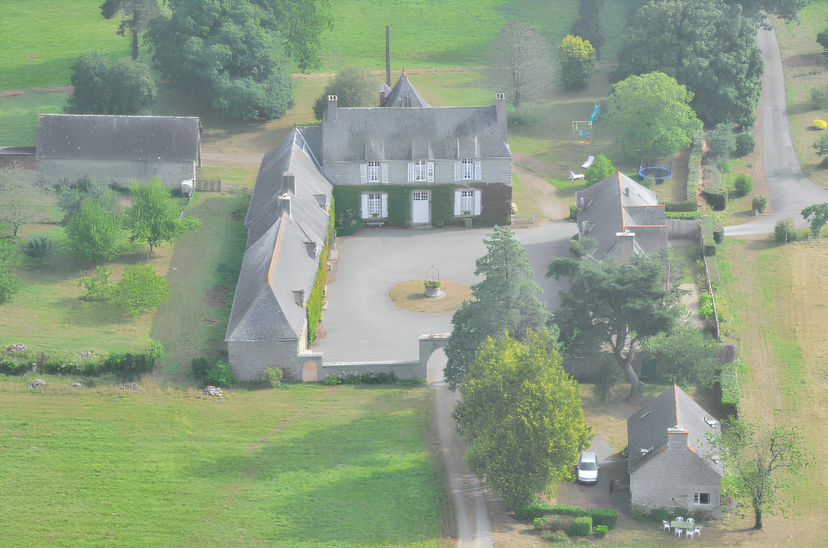 Maison 110 m² avec jardin et barbecue à Jugon-les-Lacs - Photo 18