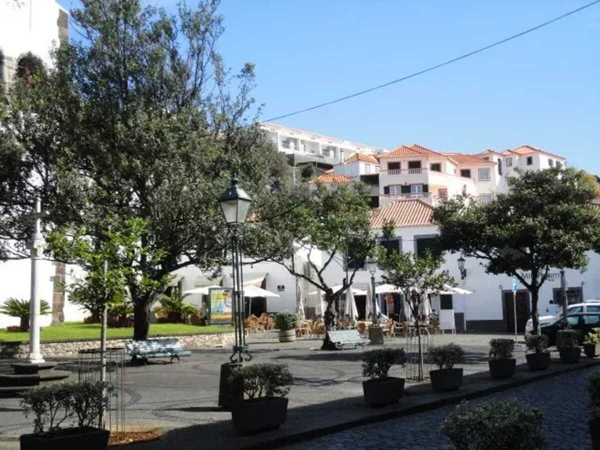 Maison 269 m² à Santa Cruz, jardin clôturé et vue mer - Photo 40