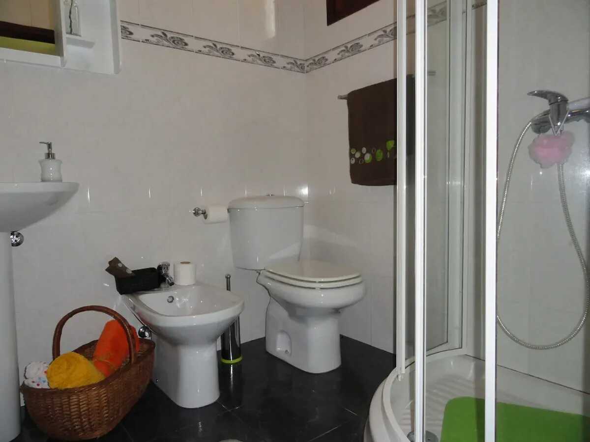 Maison 269 m² à Santa Cruz, jardin clôturé et vue mer - Photo 65