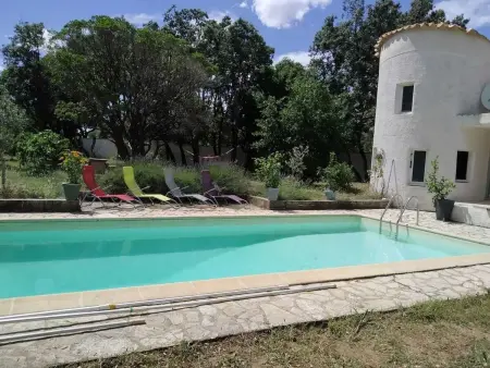 Maison charmante à Saint-Siffret + Piscine, Maison 5 personnes à Saint Siffret - Photo 8