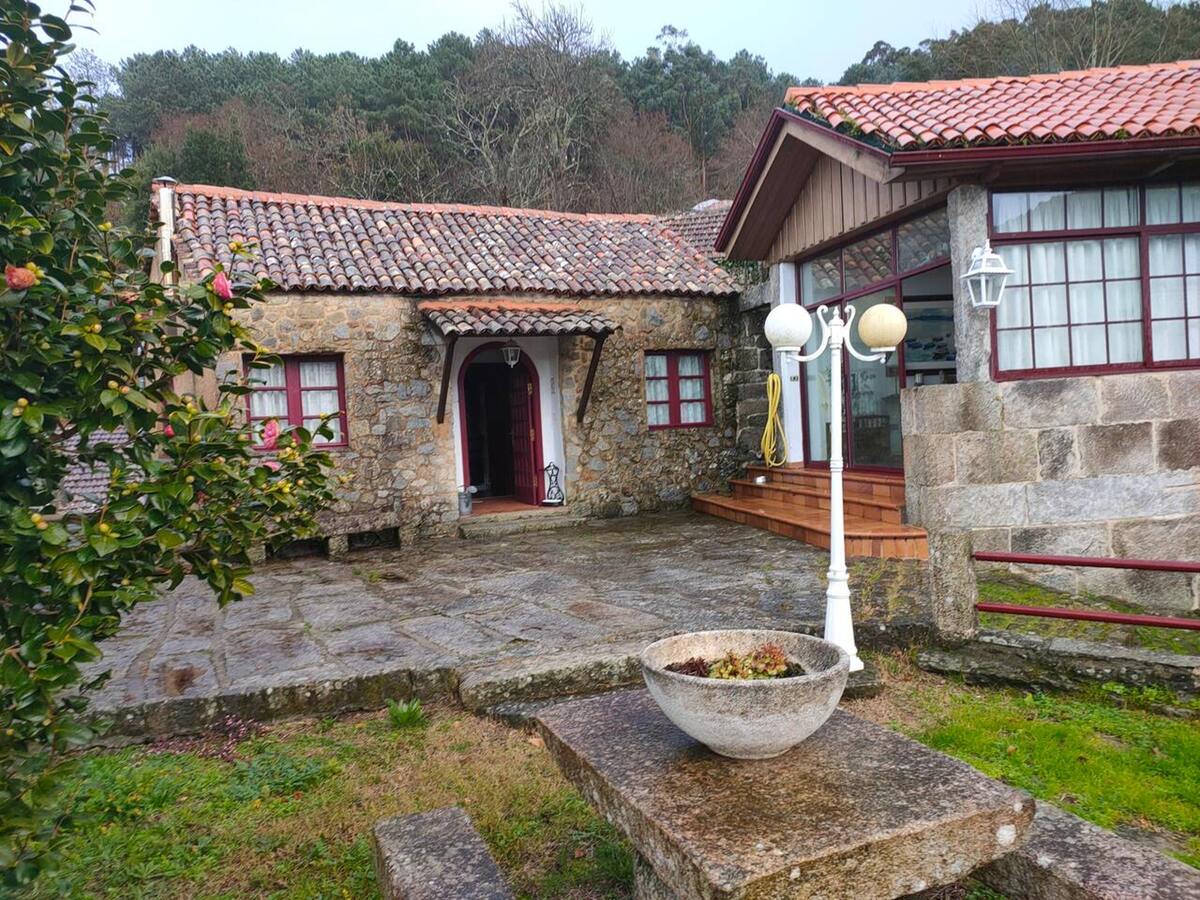 Villa 1900 m² avec piscine privée saisonnière à Nande - Photo 1