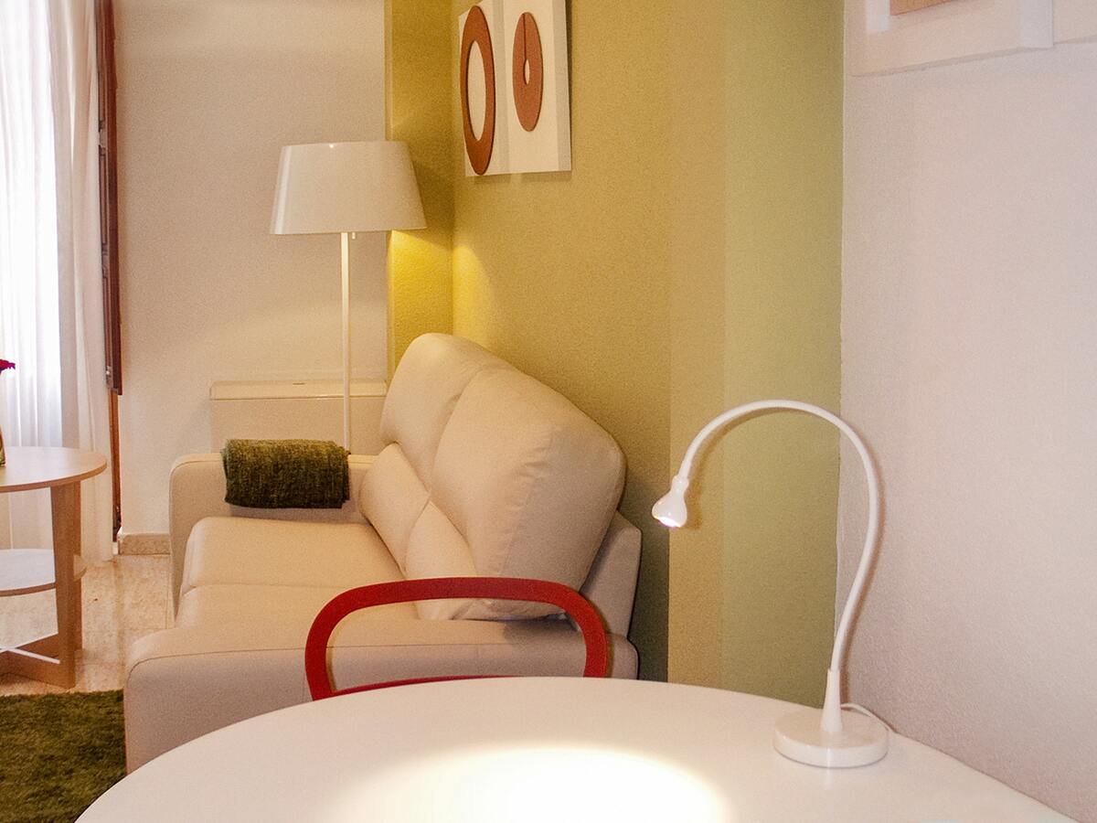 Appartement 40 m² balcon ensoleillé près Plaza Mayor - Photo 4