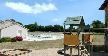 Maison de charme avec piscine et jardin à Saint-Vincent-la-Châtre - Photo 2