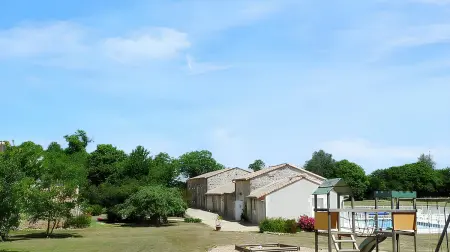 Maison de charme avec piscine et jardin à Saint-Vincent-la-Châtre - Photo 5