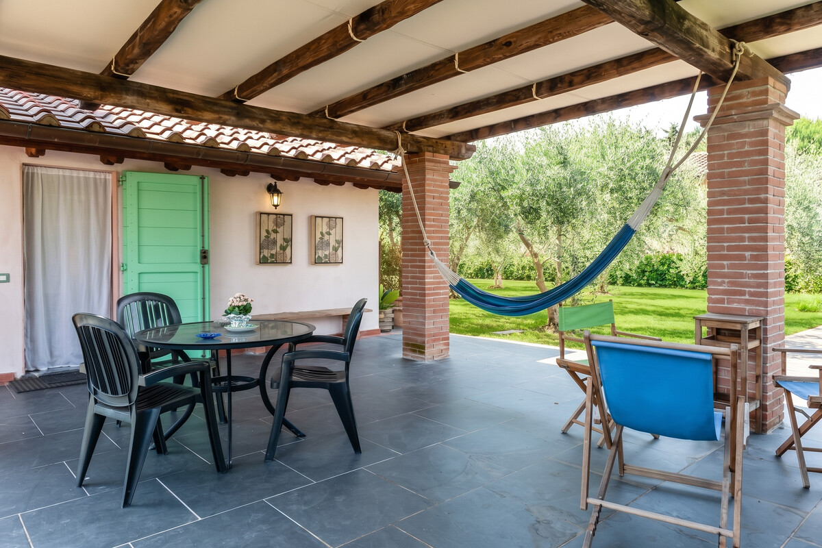 Villa pittoresque à Pise avec terrasse et piscine partagée. - Photo 3