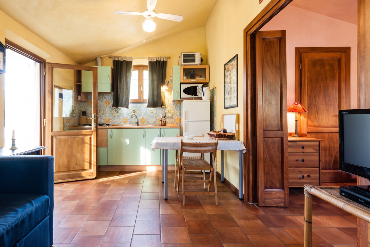 Villa pittoresque à Pise avec terrasse et piscine partagée. - Photo 14