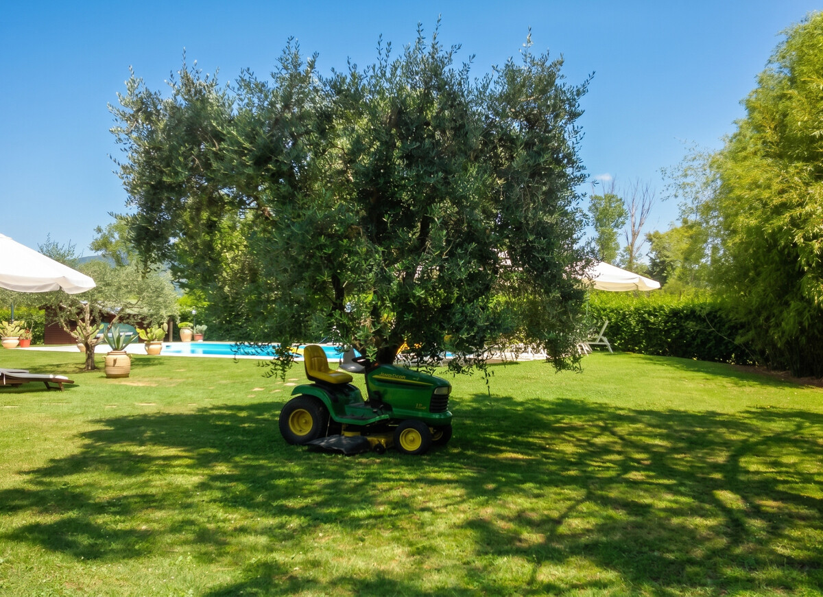 Villa pittoresque à Pise avec terrasse et piscine partagée. - Photo 19