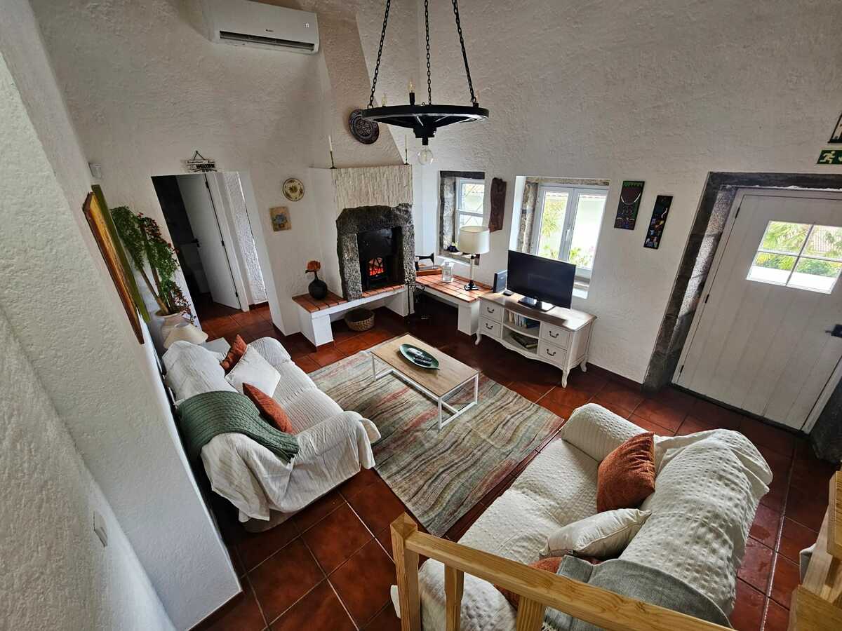 Maison 4 personnes à Furnas avec cheminée et vue montagne - Photo 10