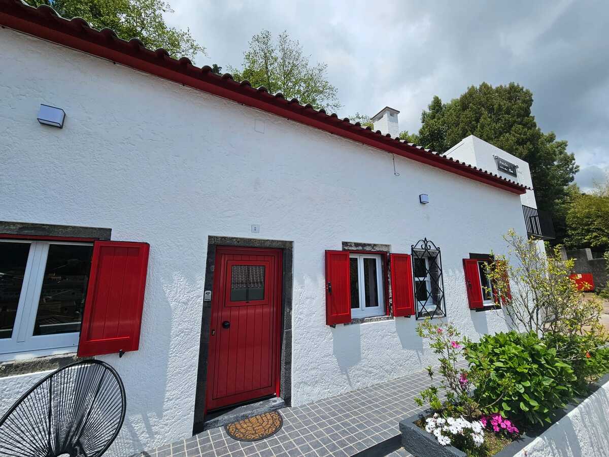 Maison 4 personnes à Furnas avec cheminée et vue montagne - Photo 16