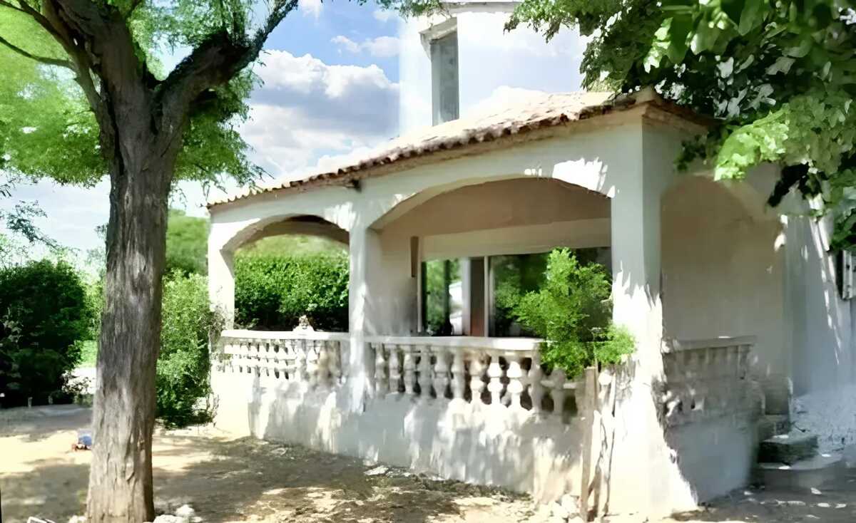 Villa 7 chambres Aimargues : piscine privée, 15 personnes - Photo 2