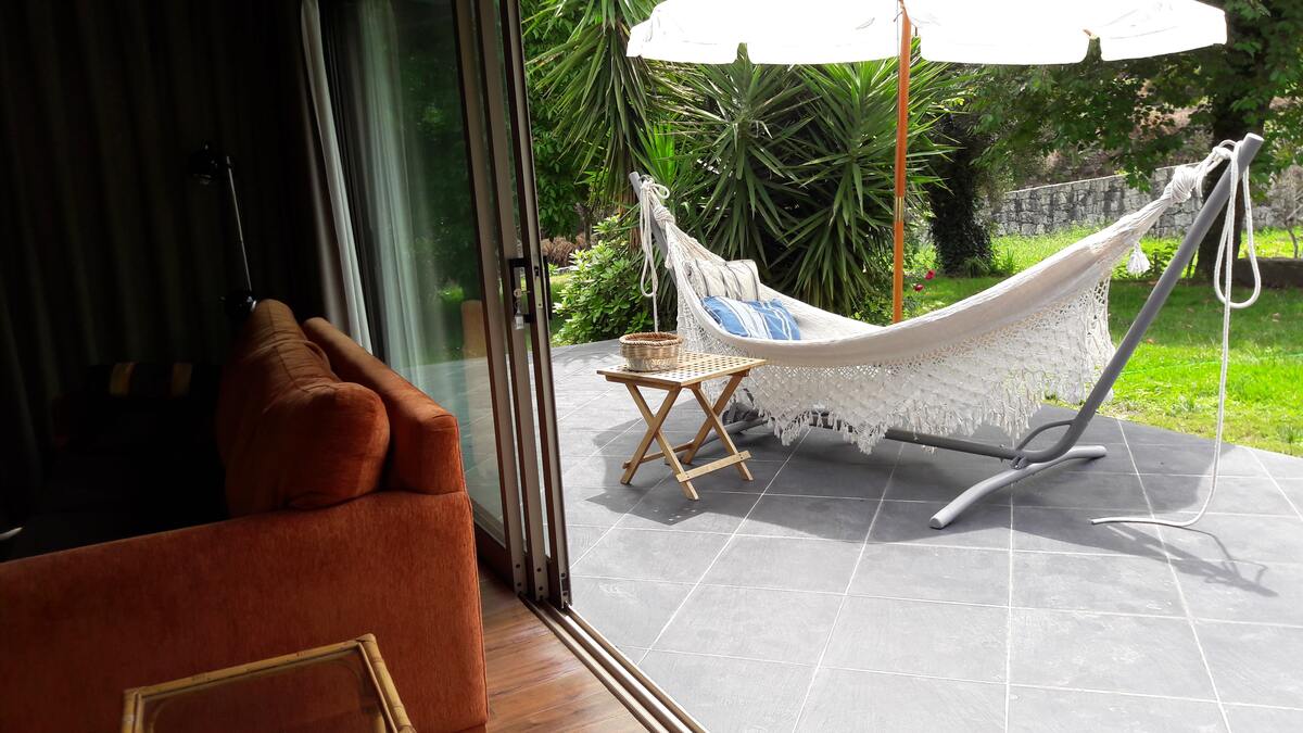 Maison 176 m² à Covelas, piscine partagée et vue montagne - Photo 10