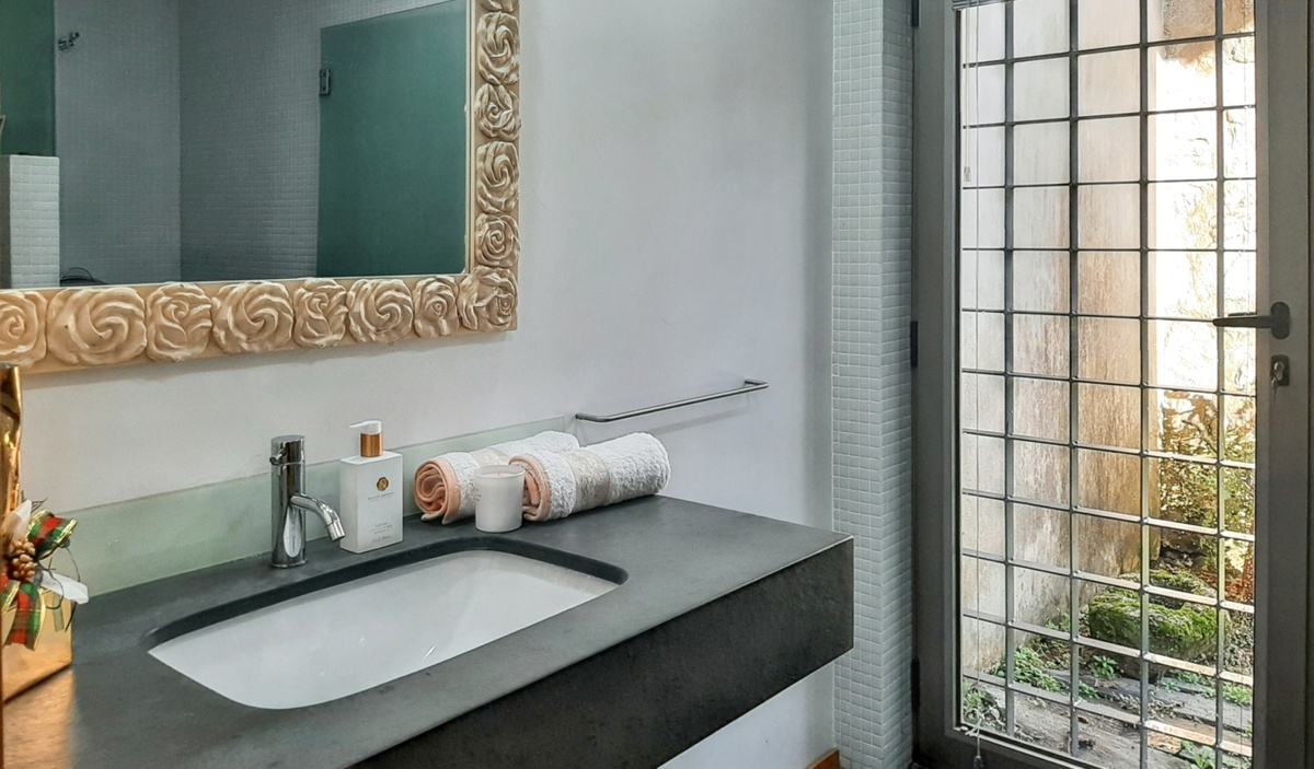 Maison 176 m² à Covelas, piscine partagée et vue montagne - Photo 13