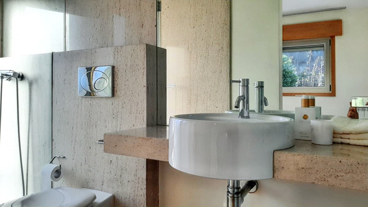 Maison 176 m² à Covelas, piscine partagée et vue montagne - Photo 23