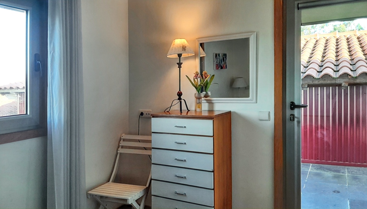Maison 176 m² à Covelas, piscine partagée et vue montagne - Photo 26