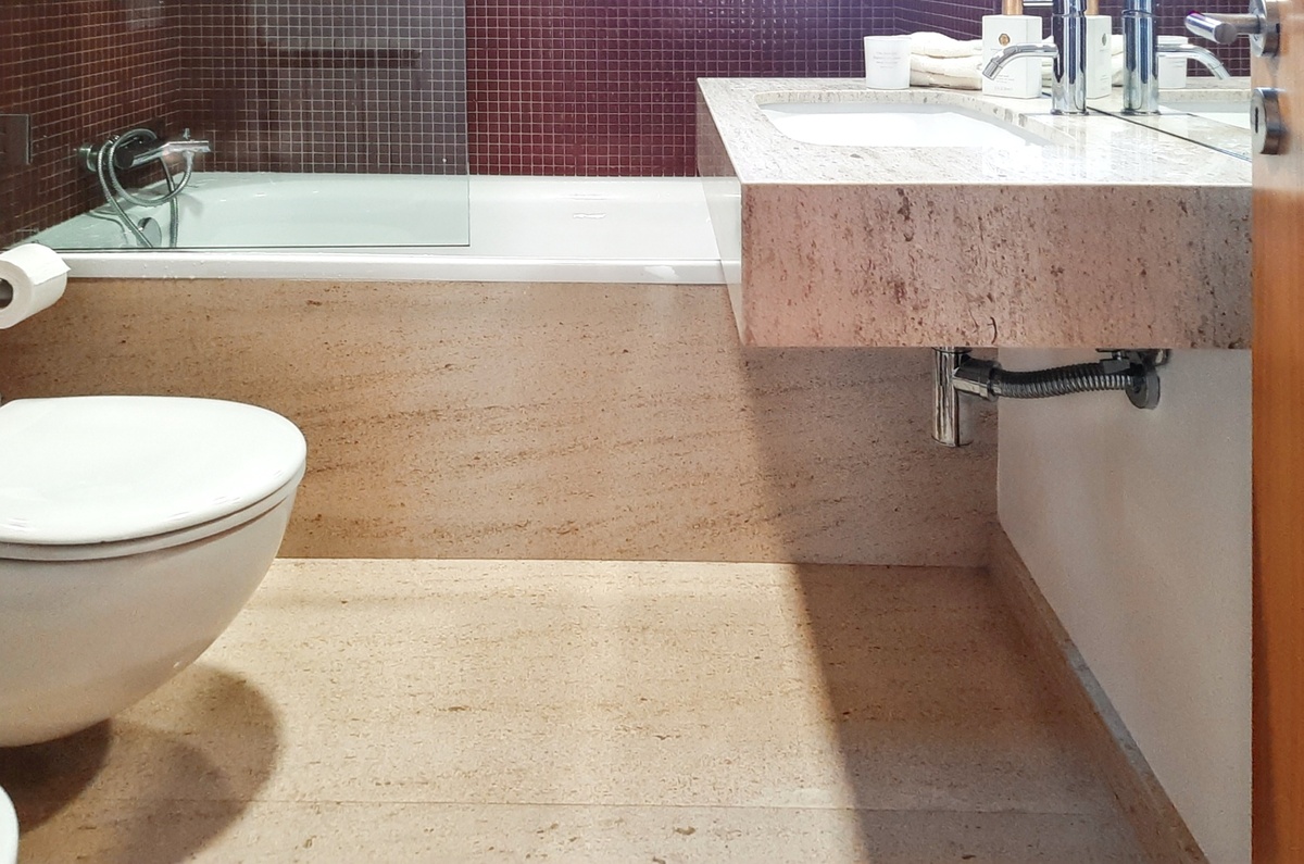 Maison 176 m² à Covelas, piscine partagée et vue montagne - Photo 27