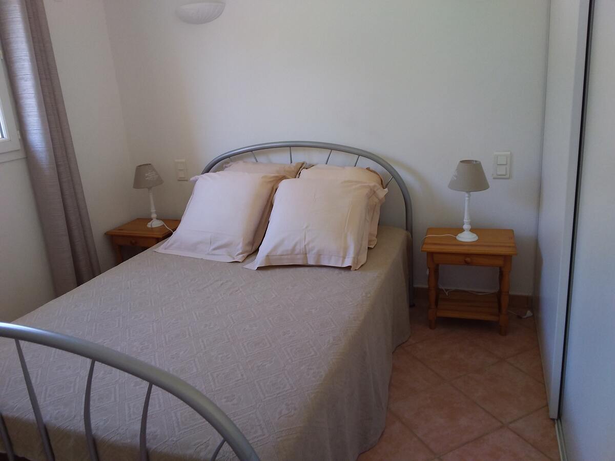 Maison 4 pers. à Porto-Vecchio, terrasse & jardin clos - Photo 4
